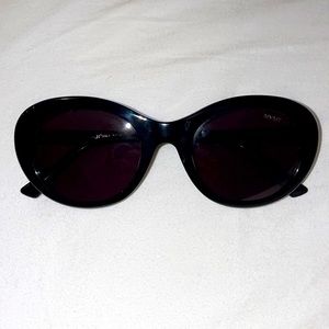 MVMT - “Public Figure” - Black Sunglasses (unisex)
